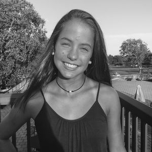 Meet your Posher, Lena